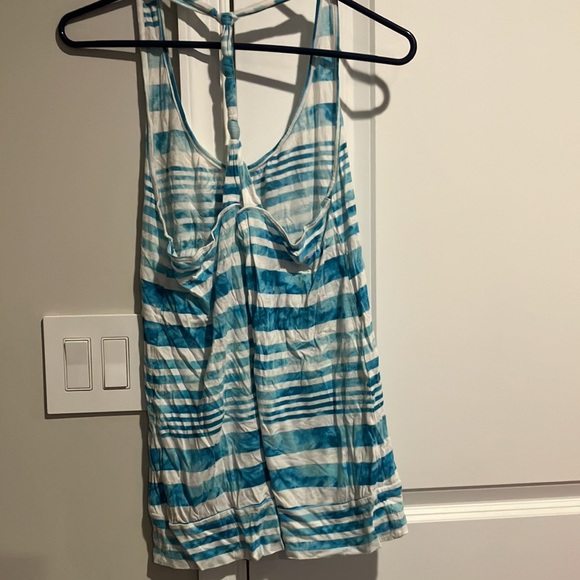 Striped Tank Top - Picture 4 of 6
